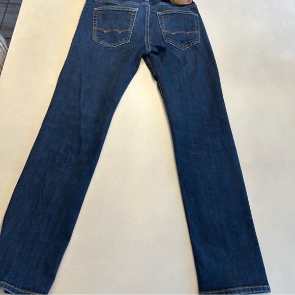 American Eagle Outfitters Extreme Flex Slim Straight jeans, 30”X32” - Picture 4 of 8